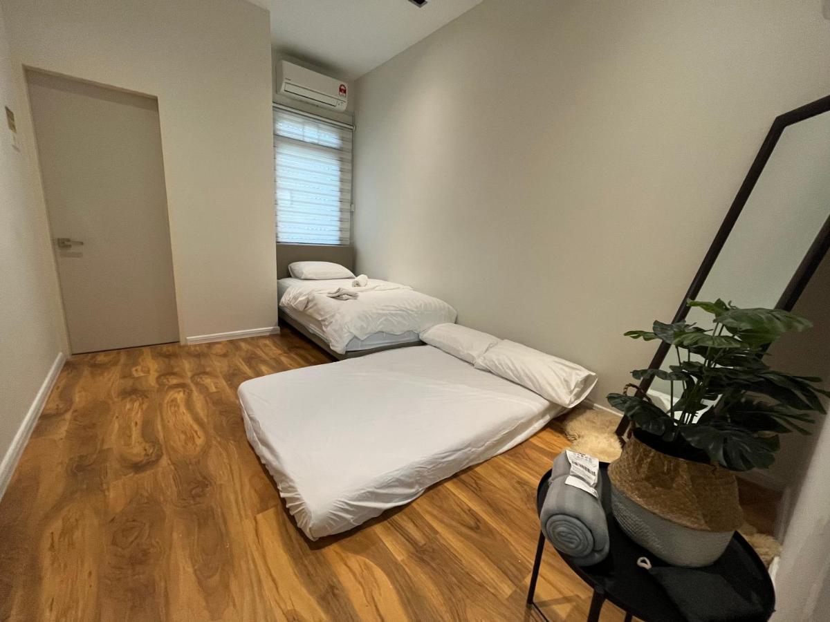 Luxury 2-Storey Terrace House Near Ioi City Mall プトラジャヤ エクステリア 写真