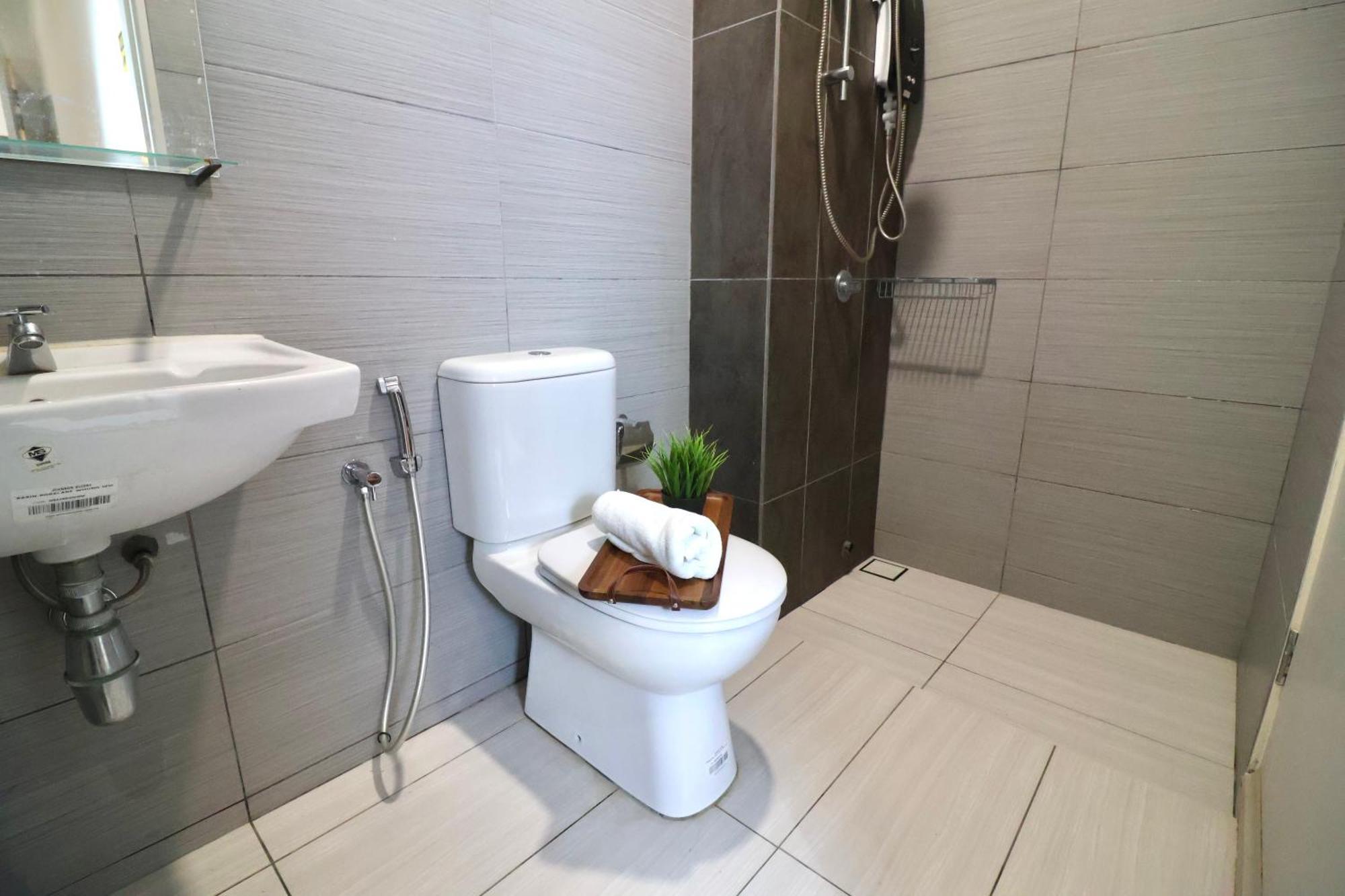 Luxury 2-Storey Terrace House Near Ioi City Mall プトラジャヤ エクステリア 写真